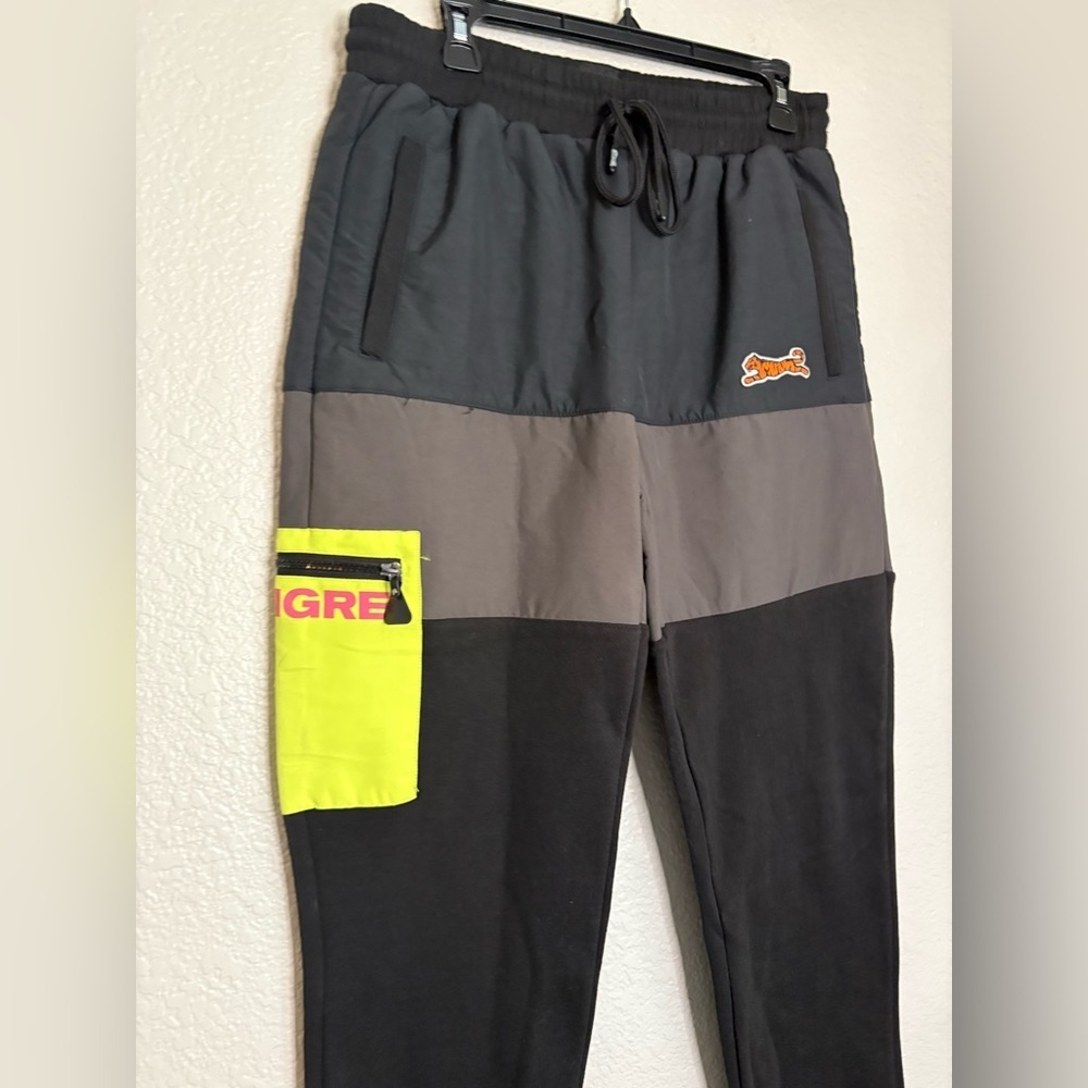 Le Tigre Black & Gray Palmer Sweatpant Jogger Black Size Large - Picture 3 of 4